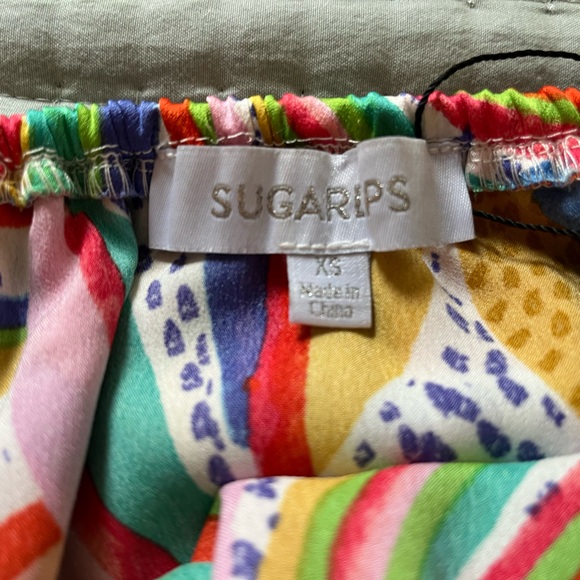 Off the shoulder crop top by Sugarlips - Picture 7 of 9